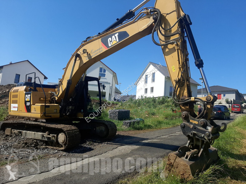 Gebrauchter Caterpillar 323F L Kettenbagger