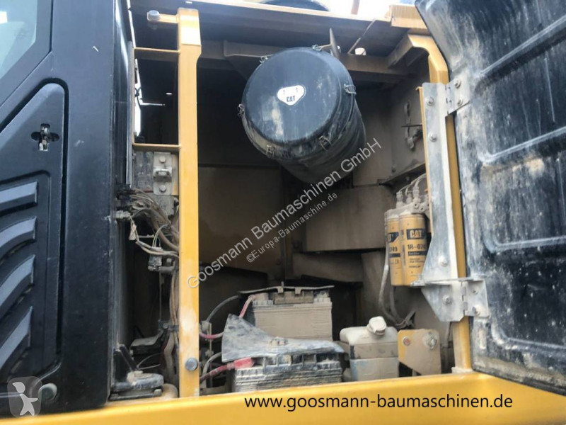 Gebrauchter Caterpillar Kettenbagger 352 F - Photo 9