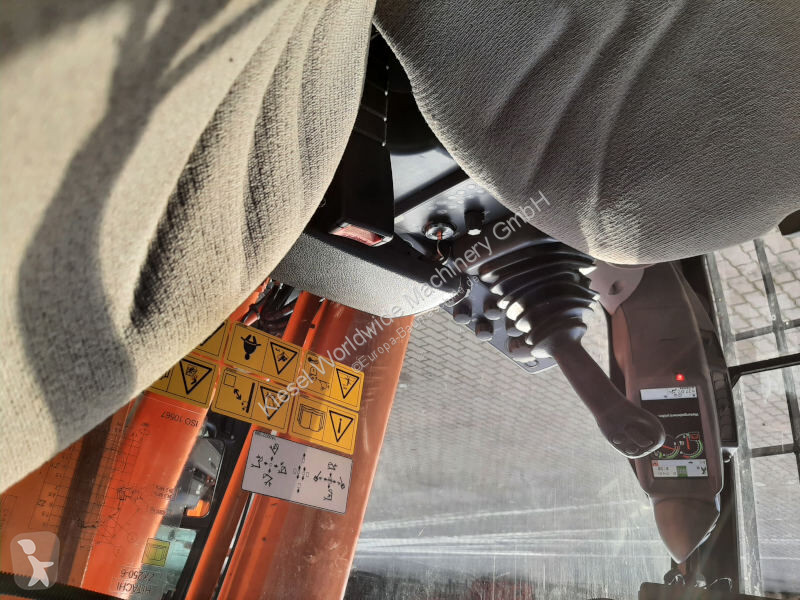 Gebrauchter Hitachi Kettenbagger ZX250LCN-6 - Photo 11