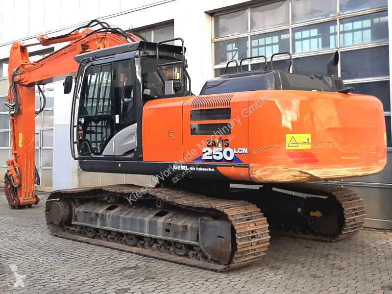 Gebrauchter Hitachi Kettenbagger ZX250LCN-6 - Photo 3